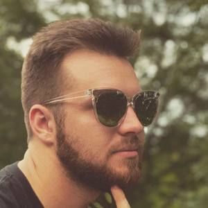 Meet your Posher, Todd